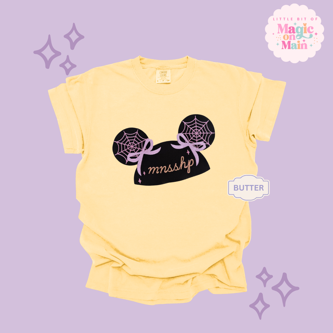 EMBROIDERED HALLOWEEN PARTY - EXCLUSIVE TO MOM - ADULT T-SHIRT