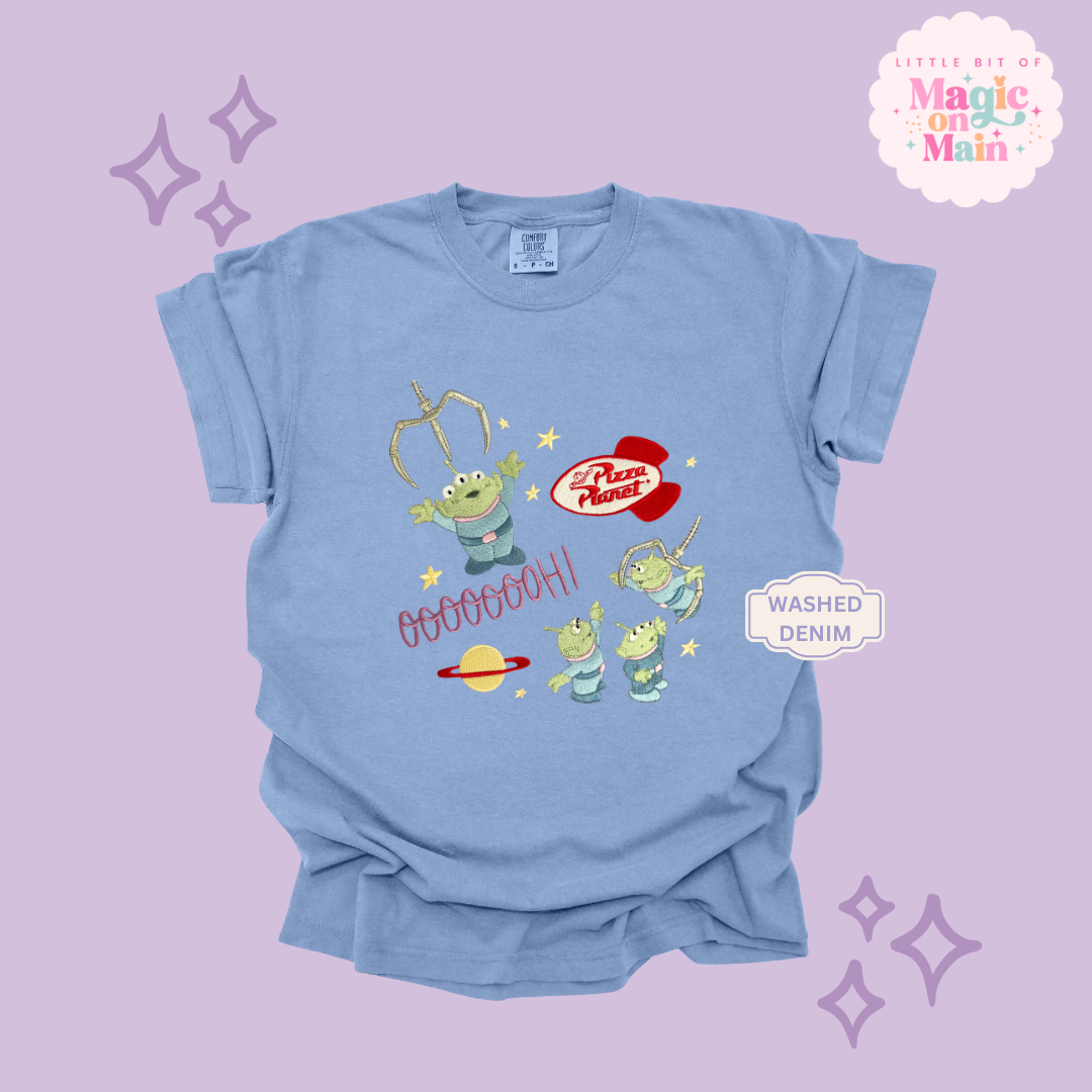 EMBROIDERED ALIENS - EXCLUSIVE TO MoM - ADULT T-SHIRT