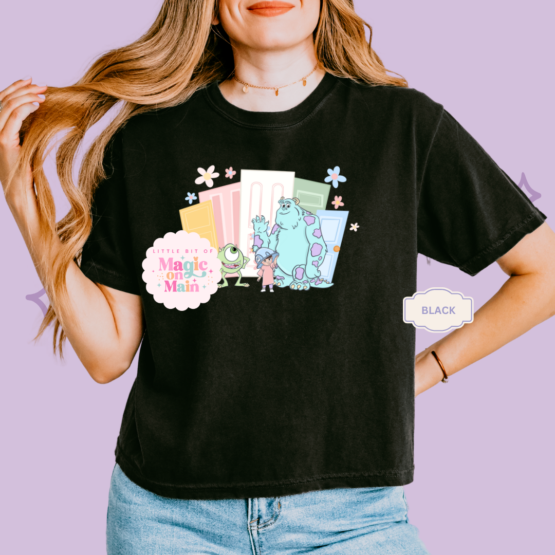 PRINTED MONSTER WITH FLOWERS - EXCLUSIVE TO MoM - WOMENS BOXY T-SHIRT