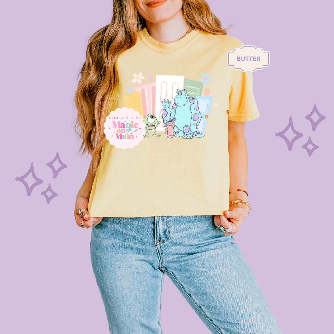 PRINTED MONSTER WITH FLOWERS - EXCLUSIVE TO MoM - WOMENS BOXY T-SHIRT