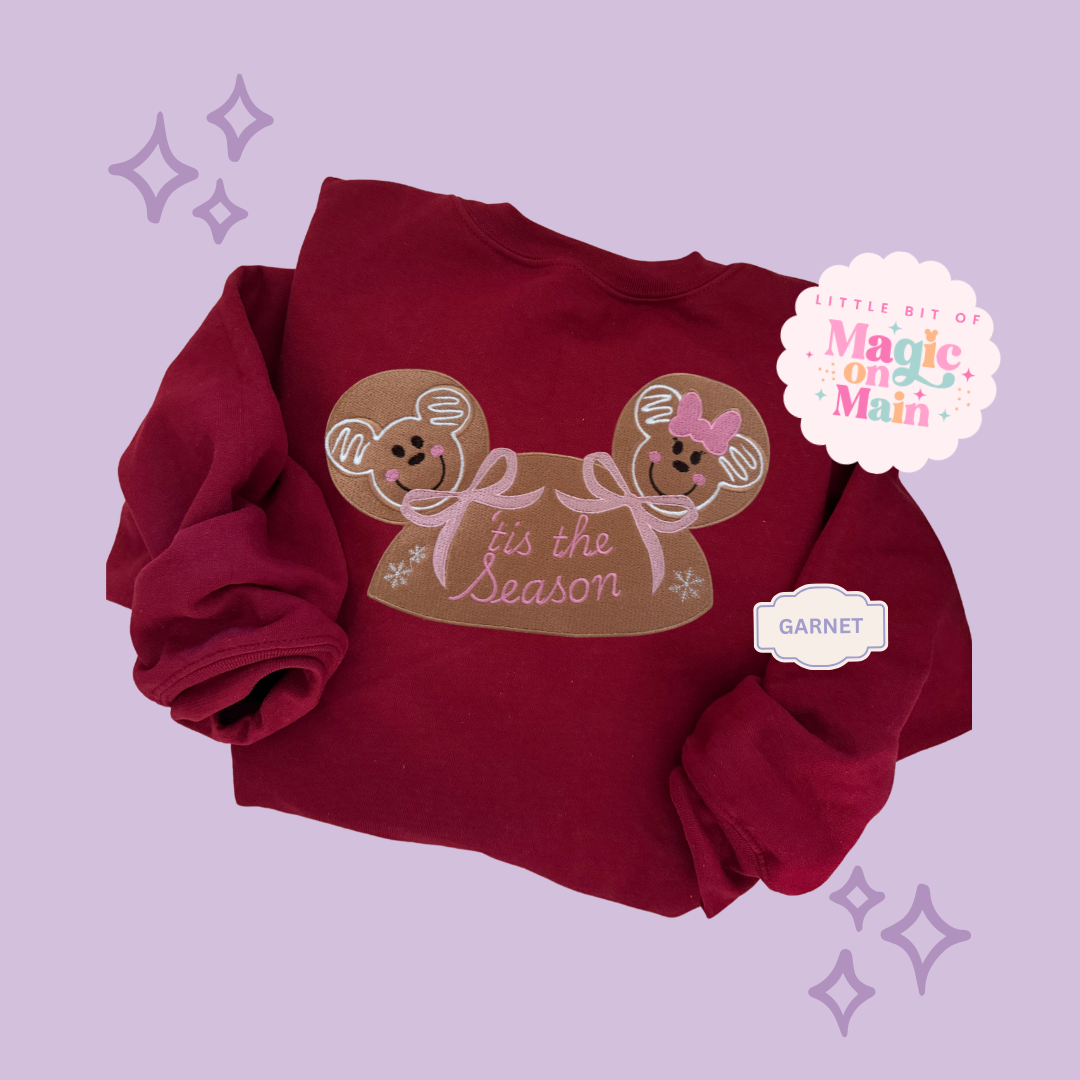 EMBROIDERED GINGERBREAD HOLIDAY HAT - EXCLUSIVE TO MoM - ADULT SWEATSHIRT (Copy)