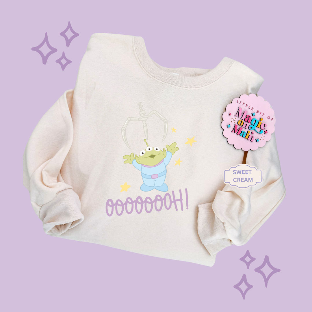 PRINTED ALIEN CLAW - EXCLUSIVE TO MoM - ADULT SWEATSHIRT