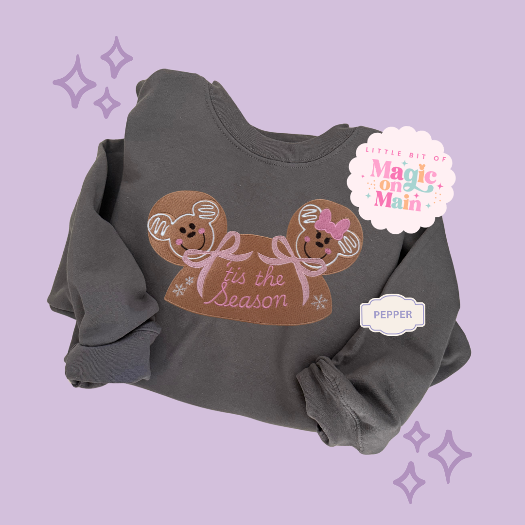 EMBROIDERED GINGERBREAD HOLIDAY HAT - EXCLUSIVE TO MoM - ADULT SWEATSHIRT (Copy)