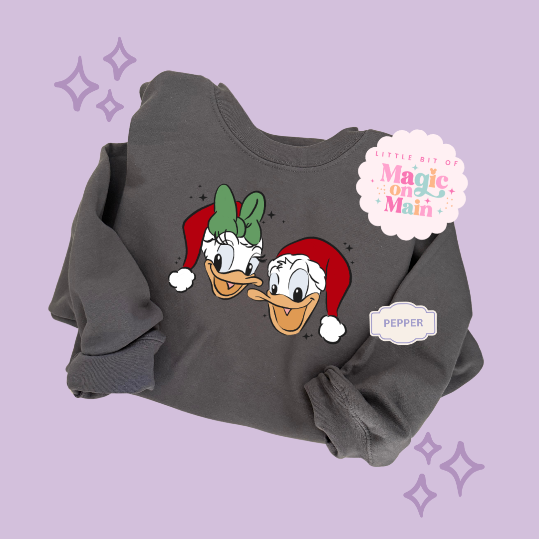PRINTED MERRY DNLD DAISY - EXCLUSIVE TO MoM - ADULT SWEATSHIRT