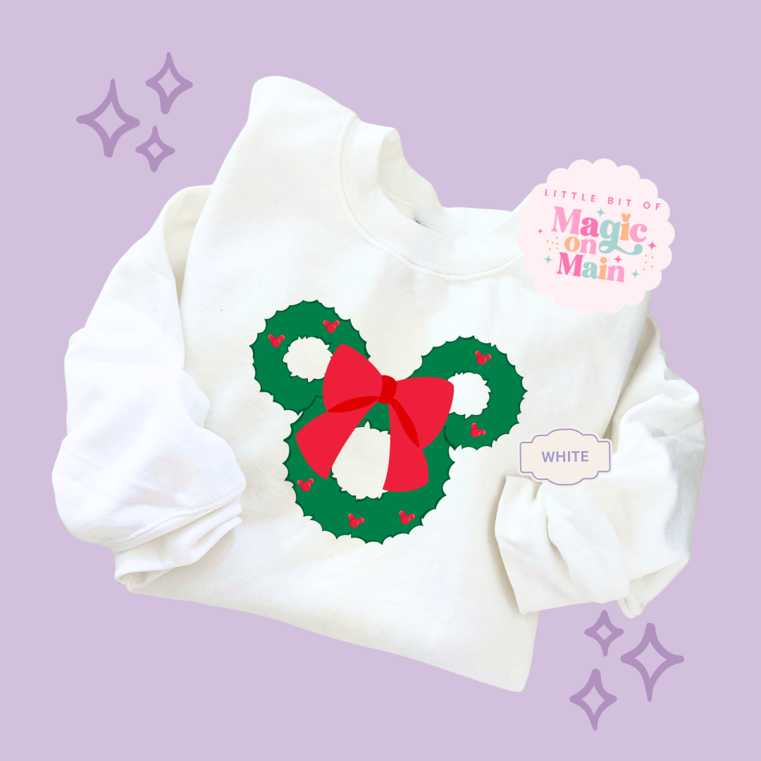 PRINTED MCKY WREATH - EXCLUSIVE TO MoM - ADULT SWEATSHIRT