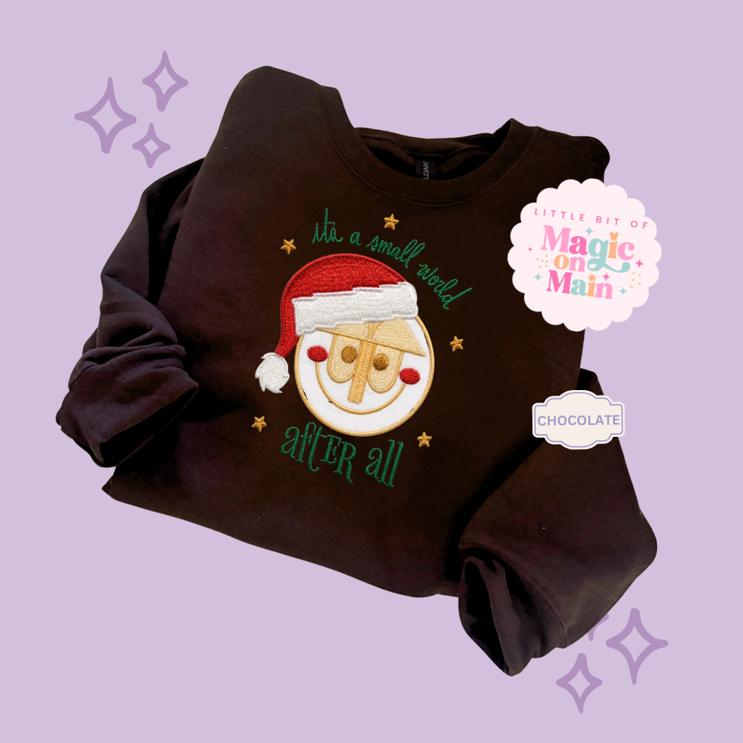 EMBROIDERED SML WORLD - EXCLUSIVE TO MoM - ADULT SWEATSHIRT