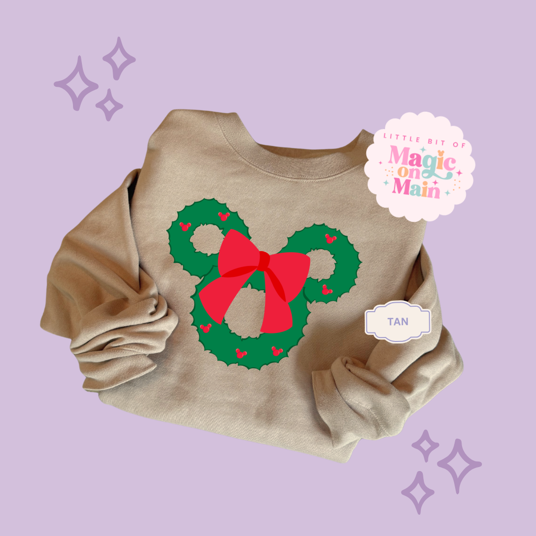 PRINTED MCKY WREATH - EXCLUSIVE TO MoM - ADULT SWEATSHIRT