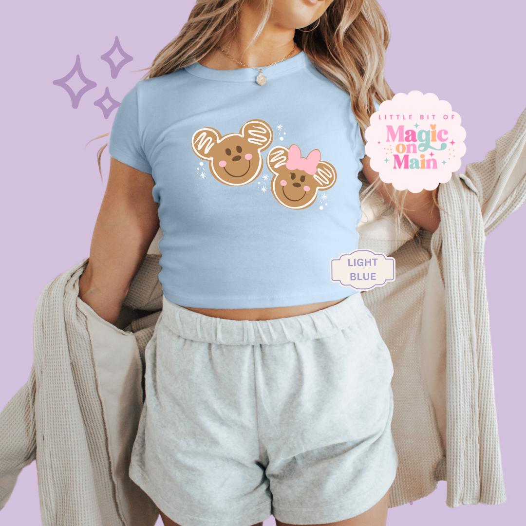 PRINTED GINGERBREAD MICKEY & MINNIE - EXCLUSIVE TO MoM - WOMENS CROPPED RIBBED BABY TEE