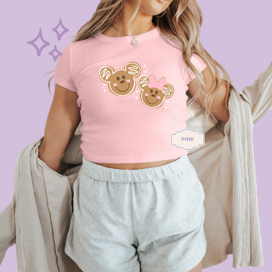 PRINTED GINGERBREAD MICKEY & MINNIE - EXCLUSIVE TO MoM - WOMENS CROPPED RIBBED BABY TEE