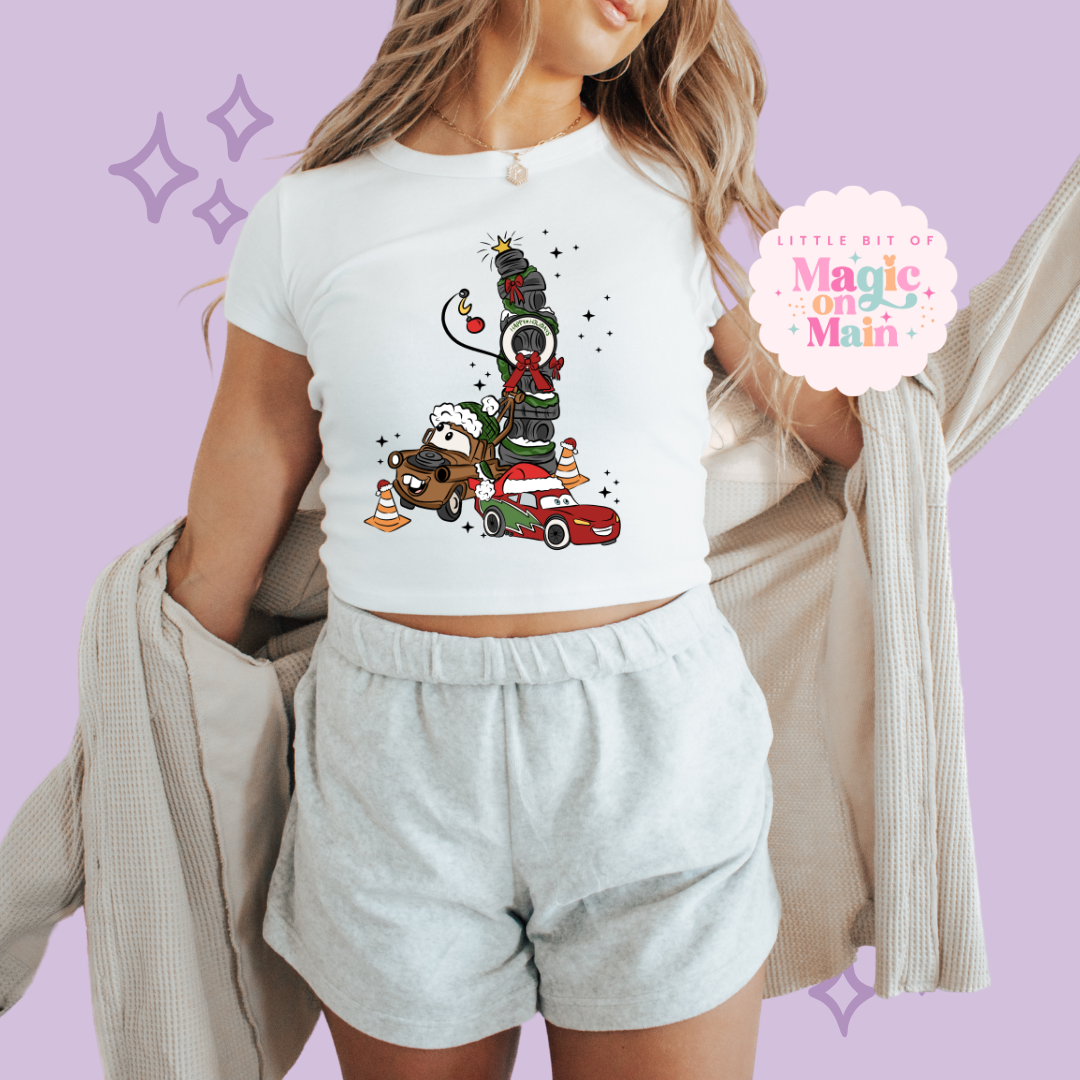 PRINTED CAR CHRISTMAS - WOMENS CROPPED RIBBED BABY TEE