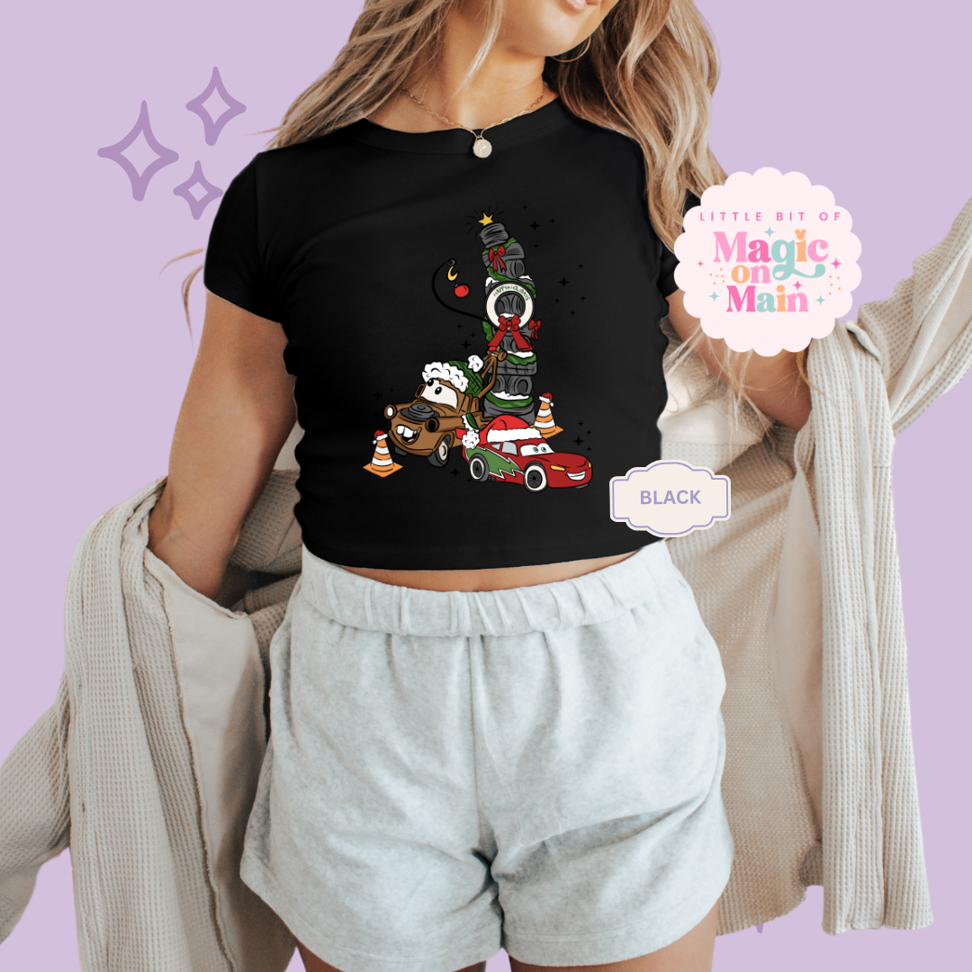 PRINTED CAR CHRISTMAS - WOMENS CROPPED RIBBED BABY TEE