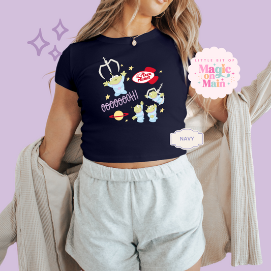 PRINTED ALIENS - EXCLUSIVE TO MoM - WOMENS CROPPED RIBBED BABY TEE