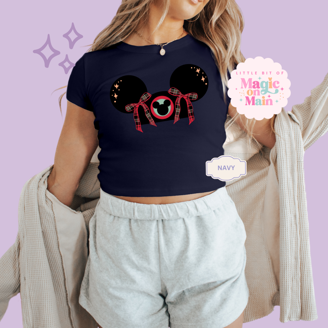 PRINTED CHRISTMAS HAT - EXCLUSIVE TO MoM - WOMENS CROPPED RIBBED BABY TEE