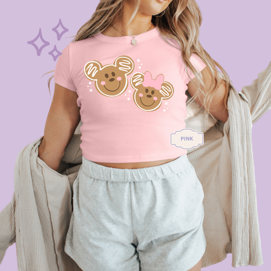 PRINTED GINGERBREAD - EXCLUSIVE TO MoM - WOMENS CROPPED RIBBED BABY TEE