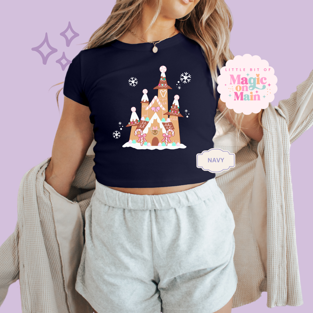 PRINTED GINGERBREAD CASTLE- EXCLUSIVE TO MoM - WOMENS CROPPED RIBBED BABY TEE