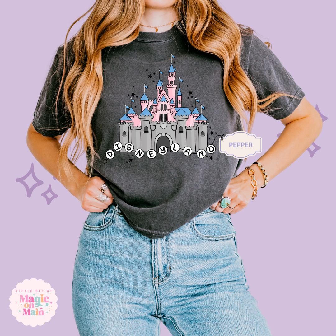 PRINTED DLAND CASTLE - WOMENS BOXY T-SHIRT