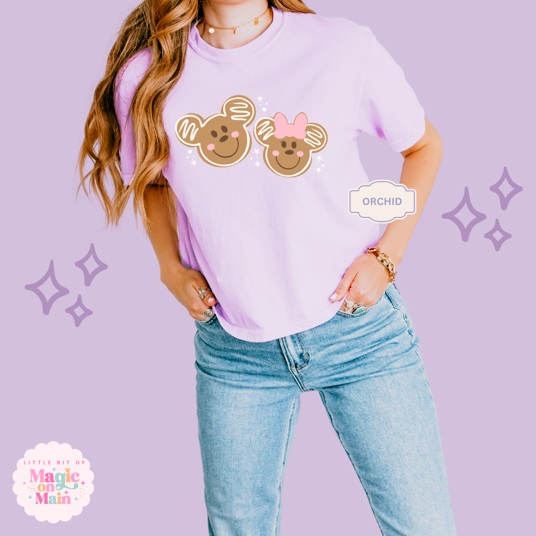 PRINTED GINGERBREAD MICKEY & MINNIE - EXCLUSIVE TO MoM - WOMENS BOXY T-SHIRT