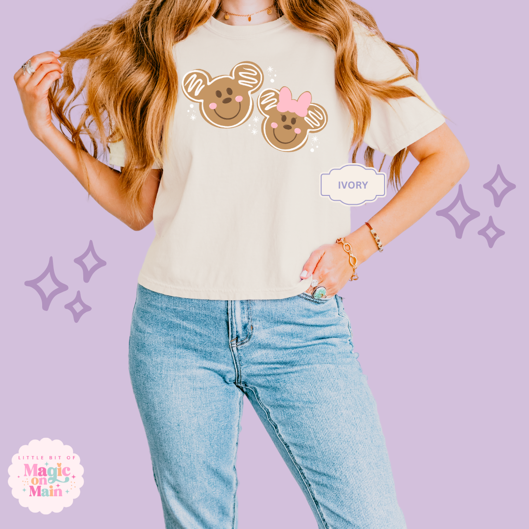 PRINTED GINGERBREAD MICKEY & MINNIE - EXCLUSIVE TO MoM - WOMENS BOXY T-SHIRT
