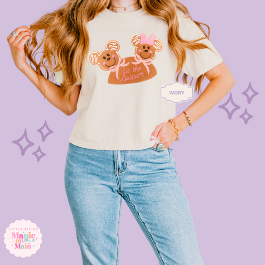 EMBROIDERED MICKEY & MINNIE GINGERBREAD HAT - EXCLUSIVE TO MoM - WOMENS BOXY T-SHIRT