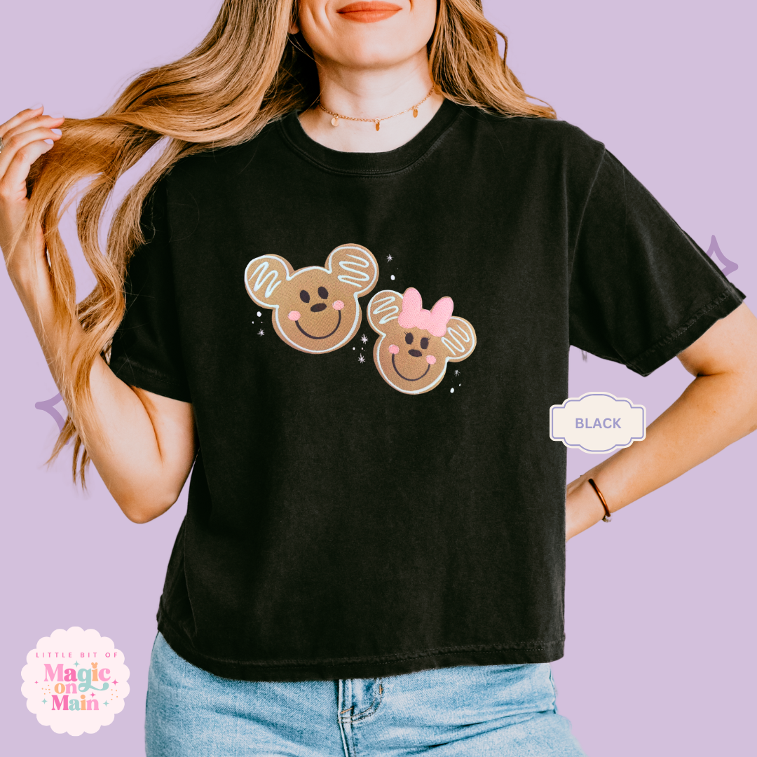 EMBROIDERED GINGERBREAD - EXCLUSIVE TO MOM - WOMENS BOXY T-SHIRT