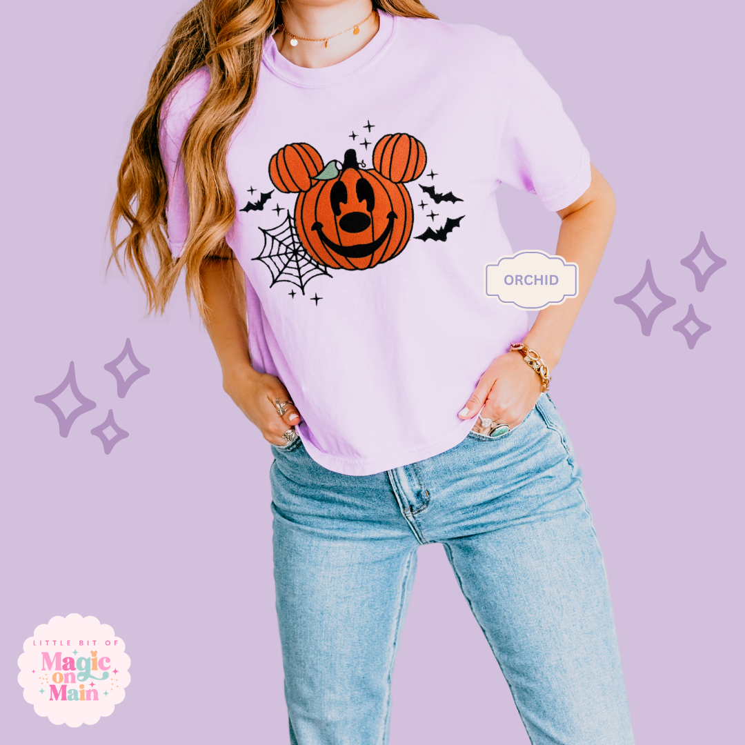 EMBROIDERED MCKY PUMPKIN - EXCLUSIVE TO MOM - WOMENS BOXY T-SHIRT 10057