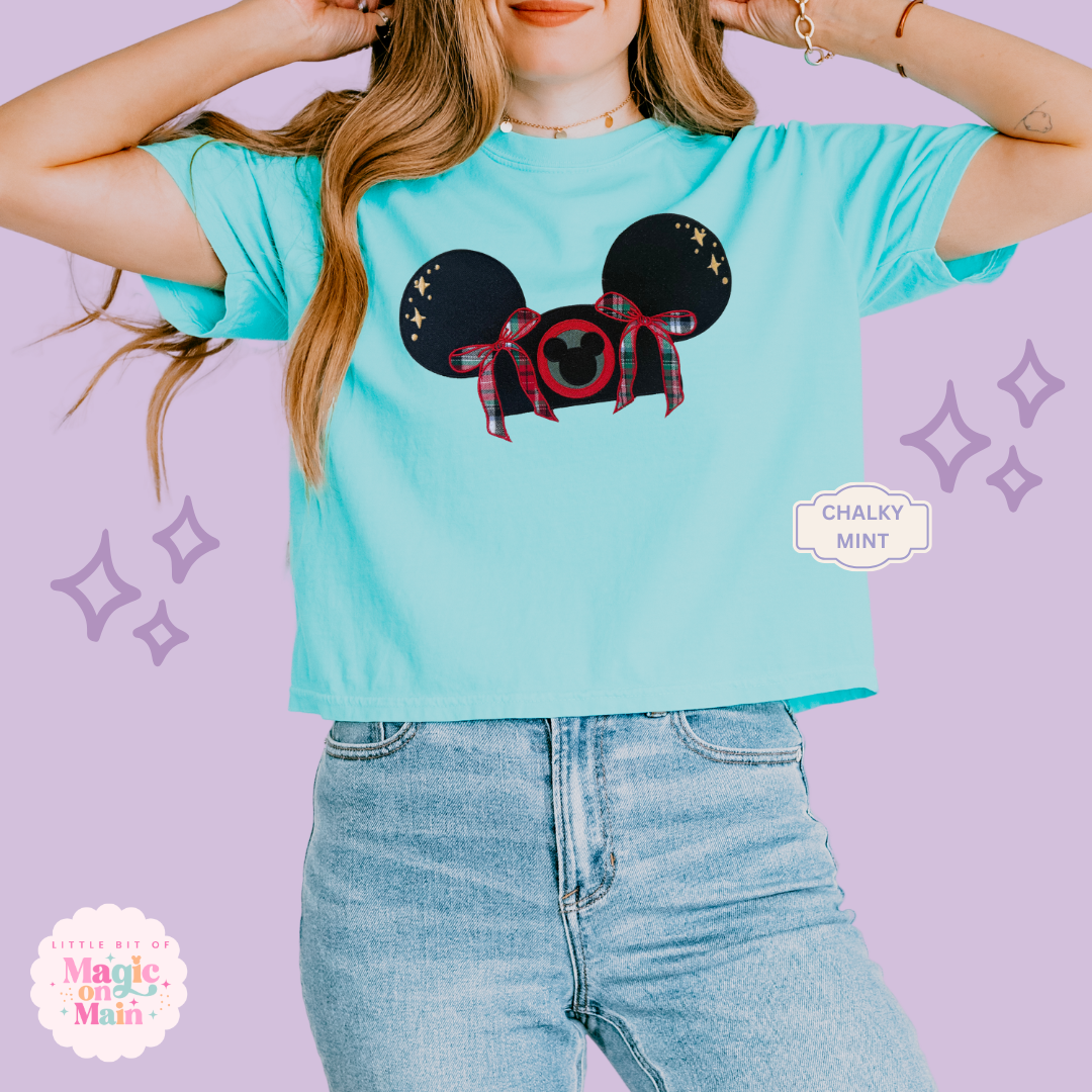 EMBROIDERED APPLIQUE HOLIDAY HAT - EXCLUSIVE TO MOM - WOMENS BOXY T-SHIRT