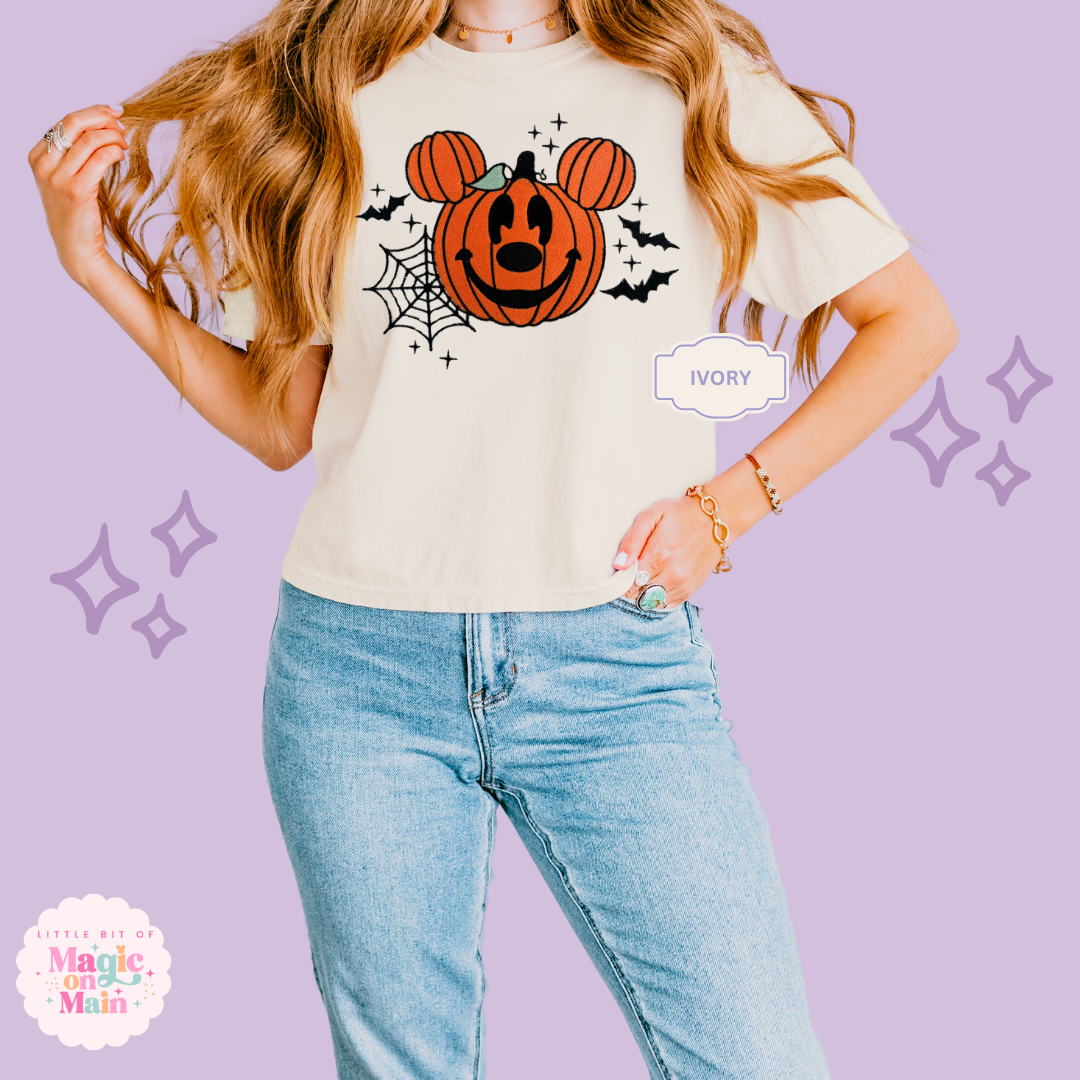 EMBROIDERED MCKY PUMPKIN - EXCLUSIVE TO MOM - WOMENS BOXY T-SHIRT 10057