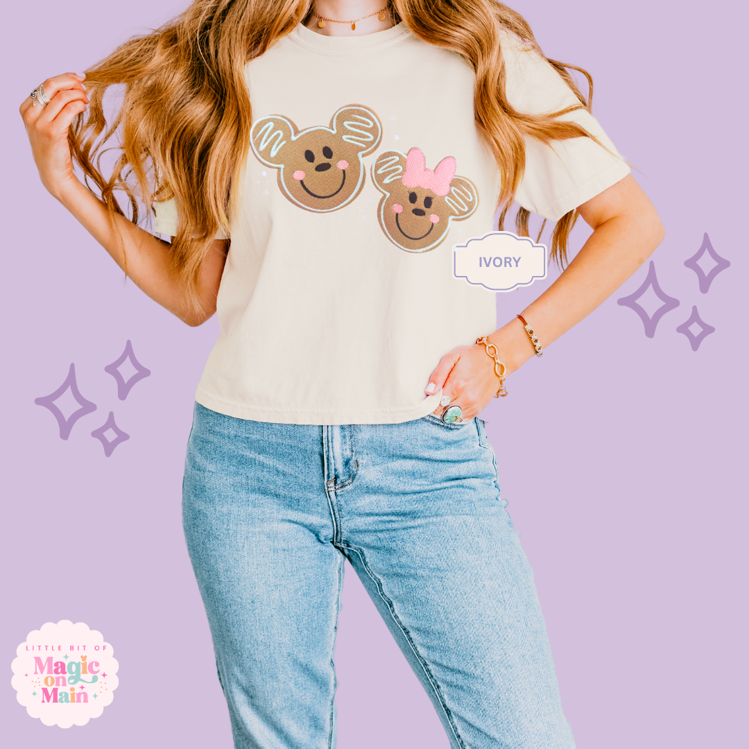 EMBROIDERED GINGERBREAD - EXCLUSIVE TO MOM - WOMENS BOXY T-SHIRT
