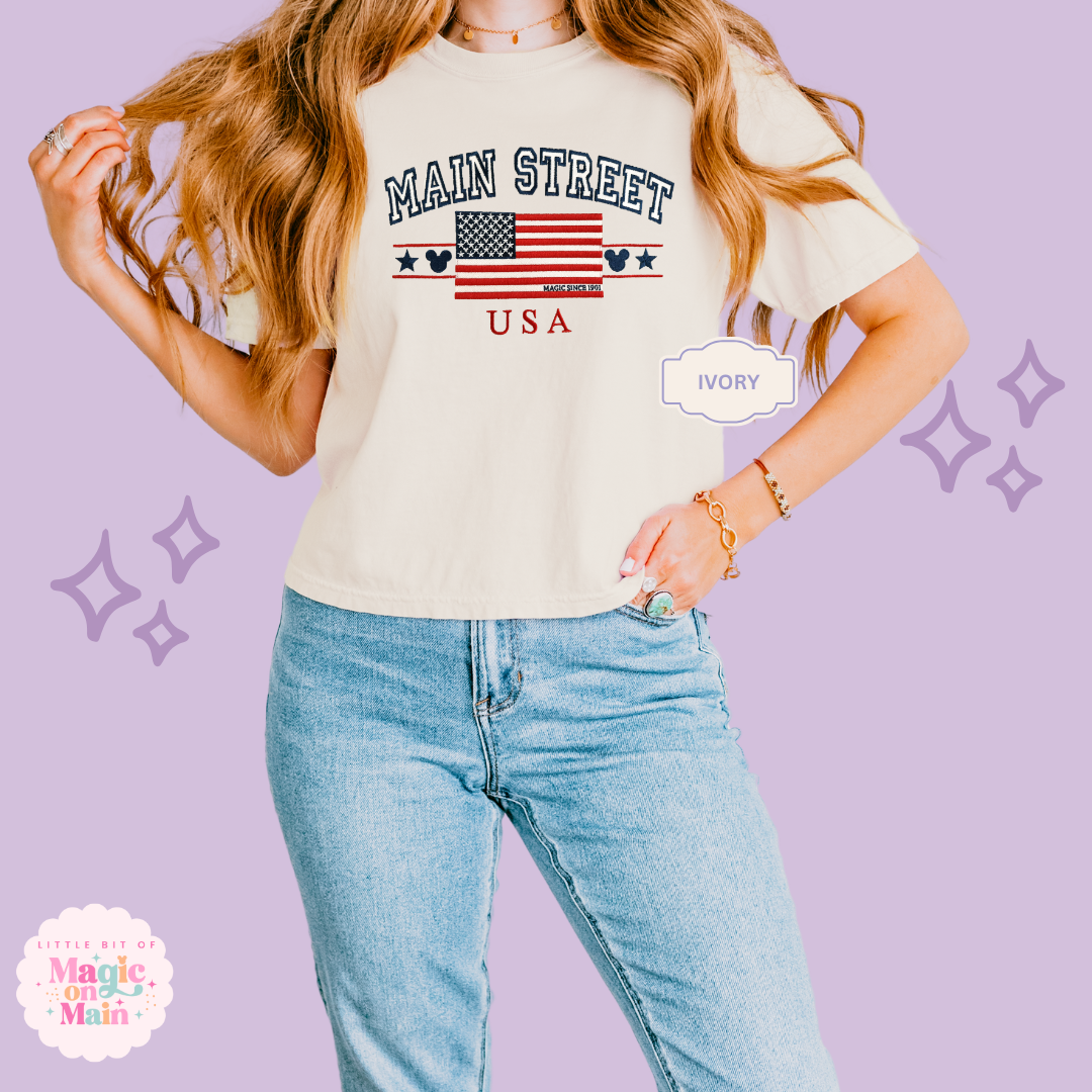 EMBROIDERED MAIN STREET USA - EXCLUSIVE TO MOM - WOMENS BOXY T-SHIRT 10063