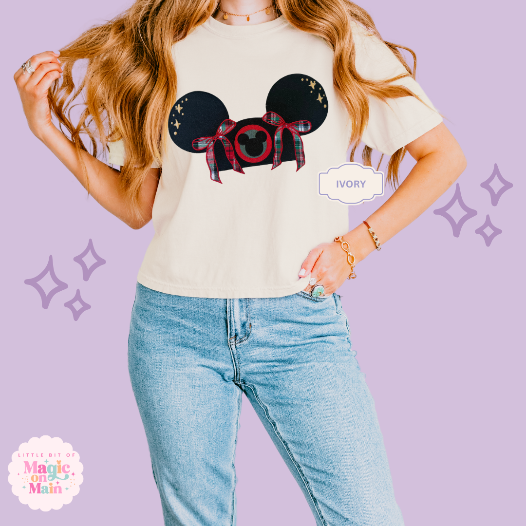 EMBROIDERED APPLIQUE HOLIDAY HAT - EXCLUSIVE TO MOM - WOMENS BOXY T-SHIRT