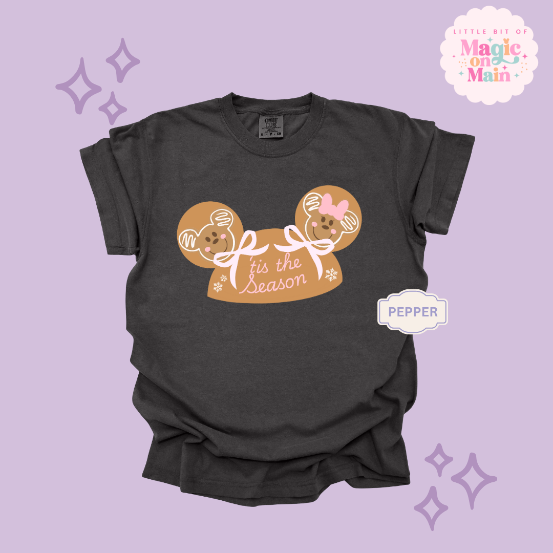 PRINTED GINGERBREAD HAT - EXCLUSIVE TO MoM - ADULT T-SHIRT