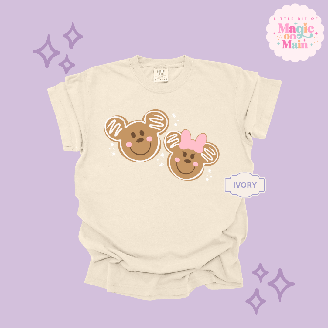 PRINTED GINGERBREAD MICKEY & MINNIE - EXCLUSIVE TO MoM - ADULT T-SHIRT