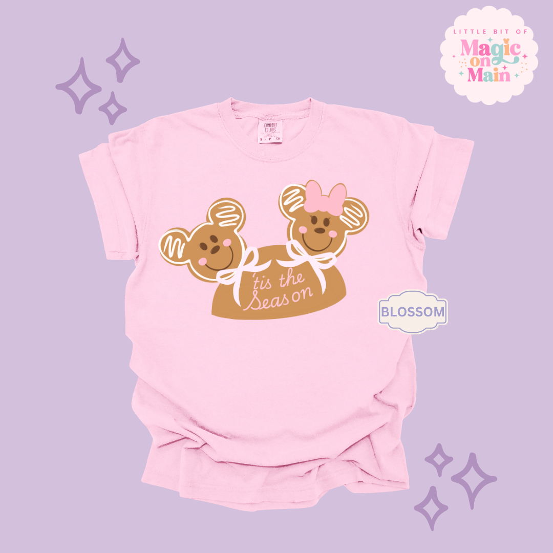 PRINTED MICKEY & MINNIE GINGERBREAD HAT - EXCLUSIVE TO MoM - ADULT T-SHIRT