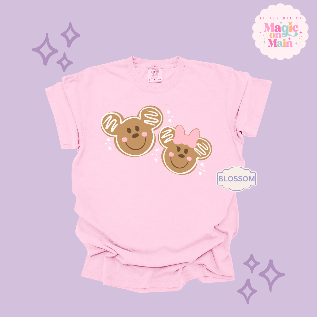 PRINTED GINGERBREAD MICKEY & MINNIE - EXCLUSIVE TO MoM - ADULT T-SHIRT