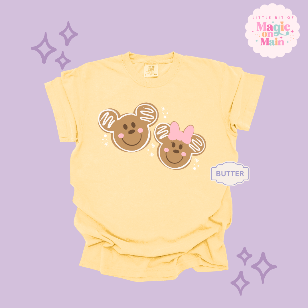 PRINTED GINGERBREAD MICKEY & MINNIE - EXCLUSIVE TO MoM - ADULT T-SHIRT