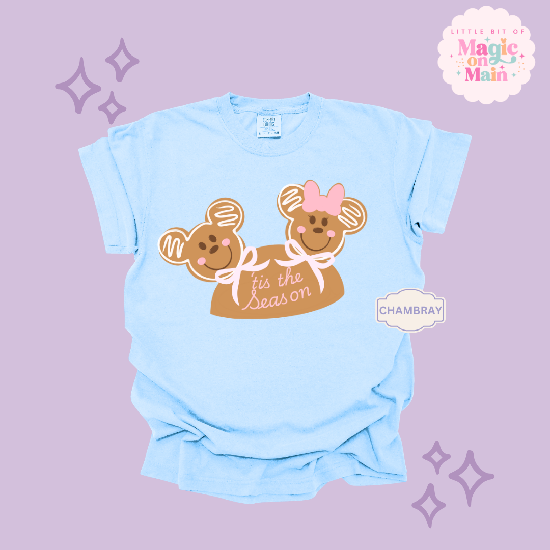 PRINTED MICKEY & MINNIE GINGERBREAD HAT - EXCLUSIVE TO MoM - ADULT T-SHIRT
