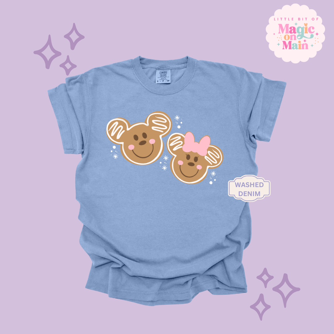 PRINTED GINGERBREAD MICKEY & MINNIE - EXCLUSIVE TO MoM - ADULT T-SHIRT