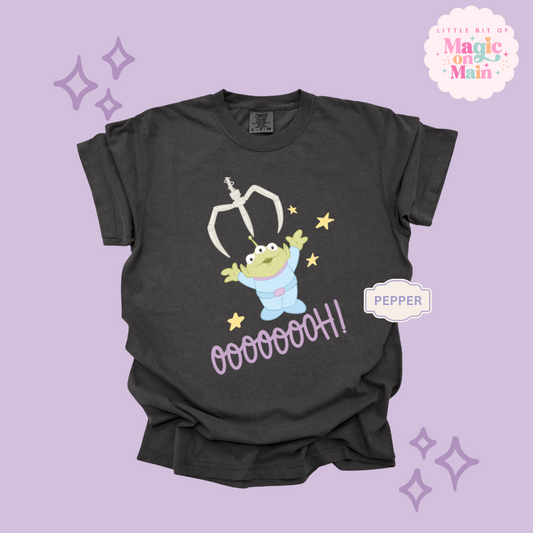 PRINTED ALIEN CLAW - EXCLUSIVE TO MoM - ADULT T-SHIRT