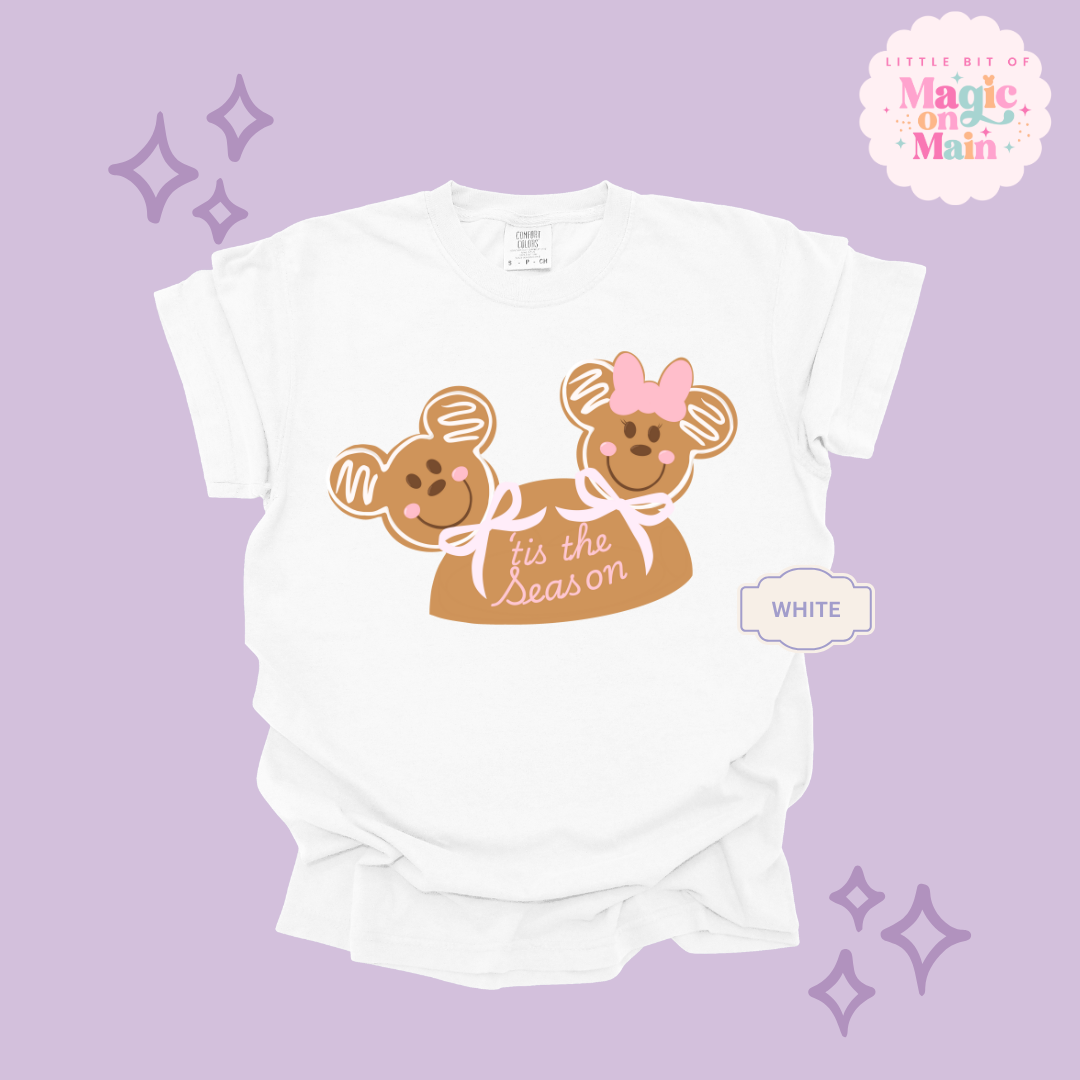 PRINTED MICKEY & MINNIE GINGERBREAD HAT - EXCLUSIVE TO MoM - ADULT T-SHIRT