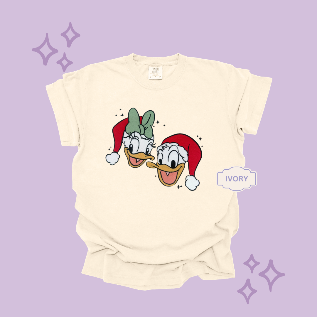 EMBROIDERED MERRY DNLD DAISY - EXCLUSIVE TO MoM- ADULT T-SHIRT