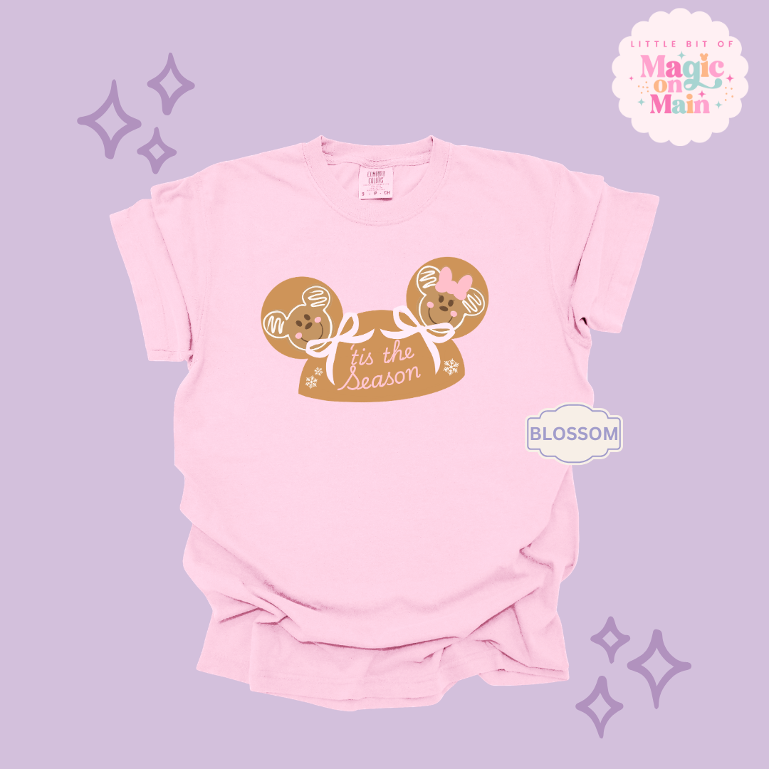 PRINTED GINGERBREAD HOLIDAY HAT - EXCLUSIVE TO MoM - ADULT T-SHIRT