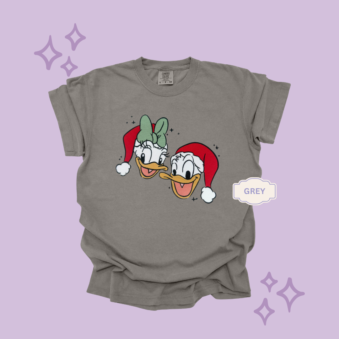 EMBROIDERED MERRY DNLD DAISY - EXCLUSIVE TO MoM- ADULT T-SHIRT