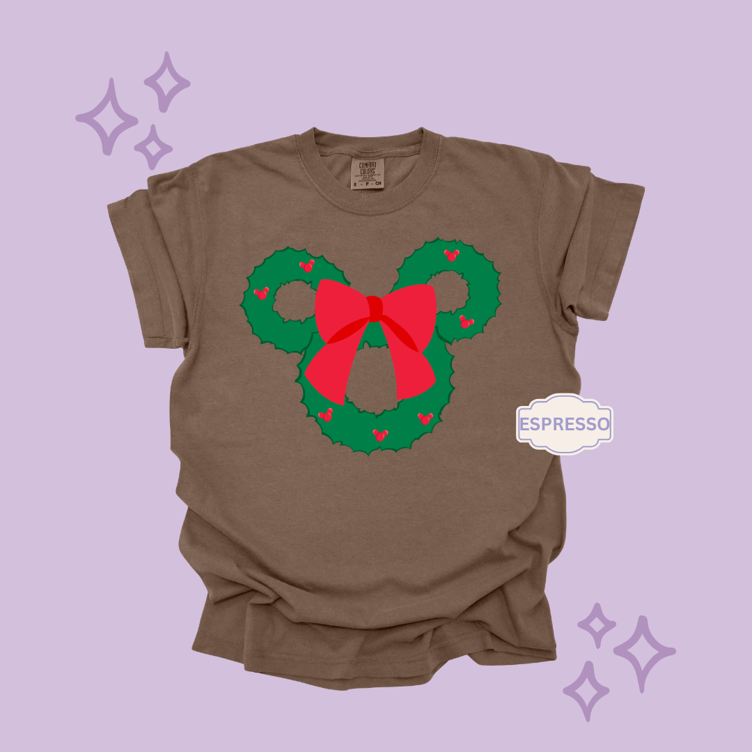 PRINTED MCKY WREATH - EXCLUSIVE TO MoM - ADULT T-SHIRT