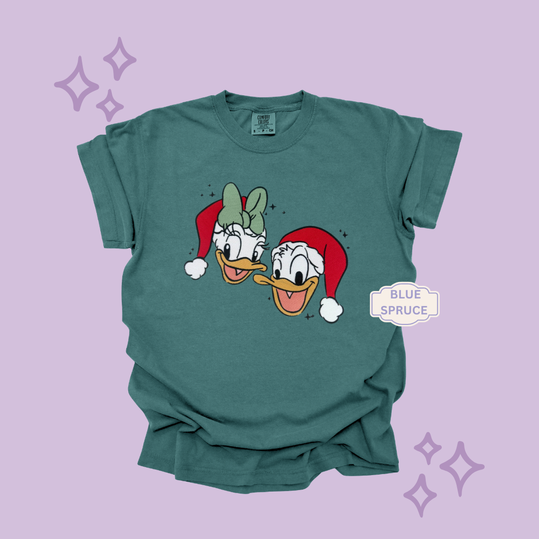 EMBROIDERED MERRY DNLD DAISY - EXCLUSIVE TO MoM- ADULT T-SHIRT