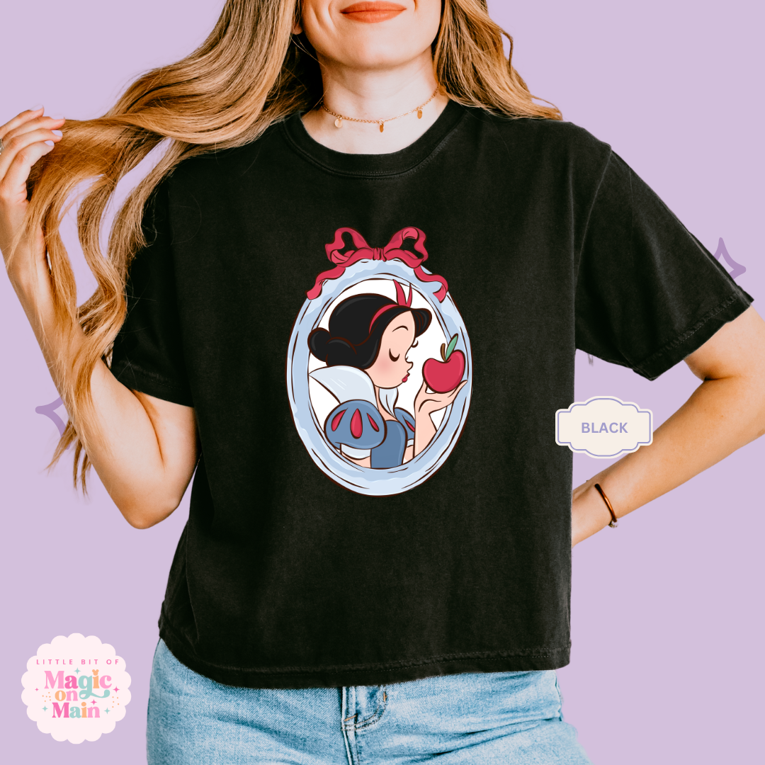 PRINTED NEW SNOW WHITE - WOMENS BOXY T-SHIRT