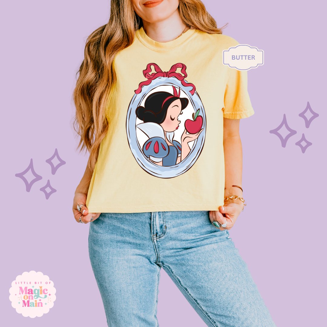 PRINTED NEW SNOW WHITE - WOMENS BOXY T-SHIRT