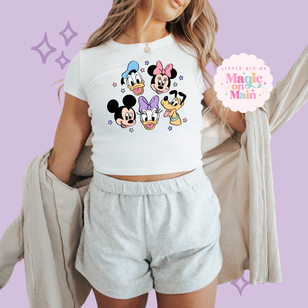 PRINTED MICKEY AND FRIENDS - WOMENS CROPPED RIBBED BABY TEE
