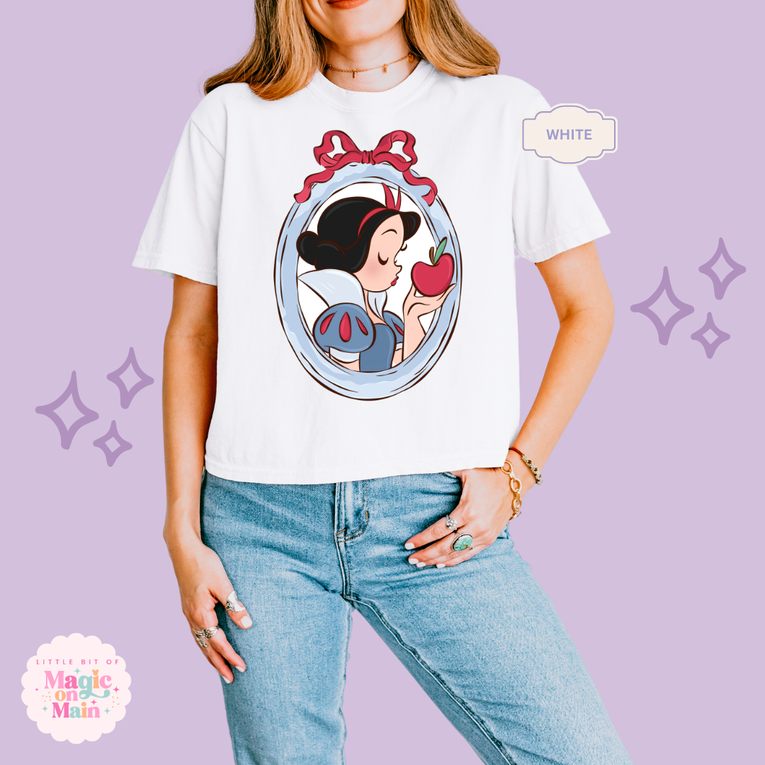 PRINTED NEW SNOW WHITE - WOMENS BOXY T-SHIRT