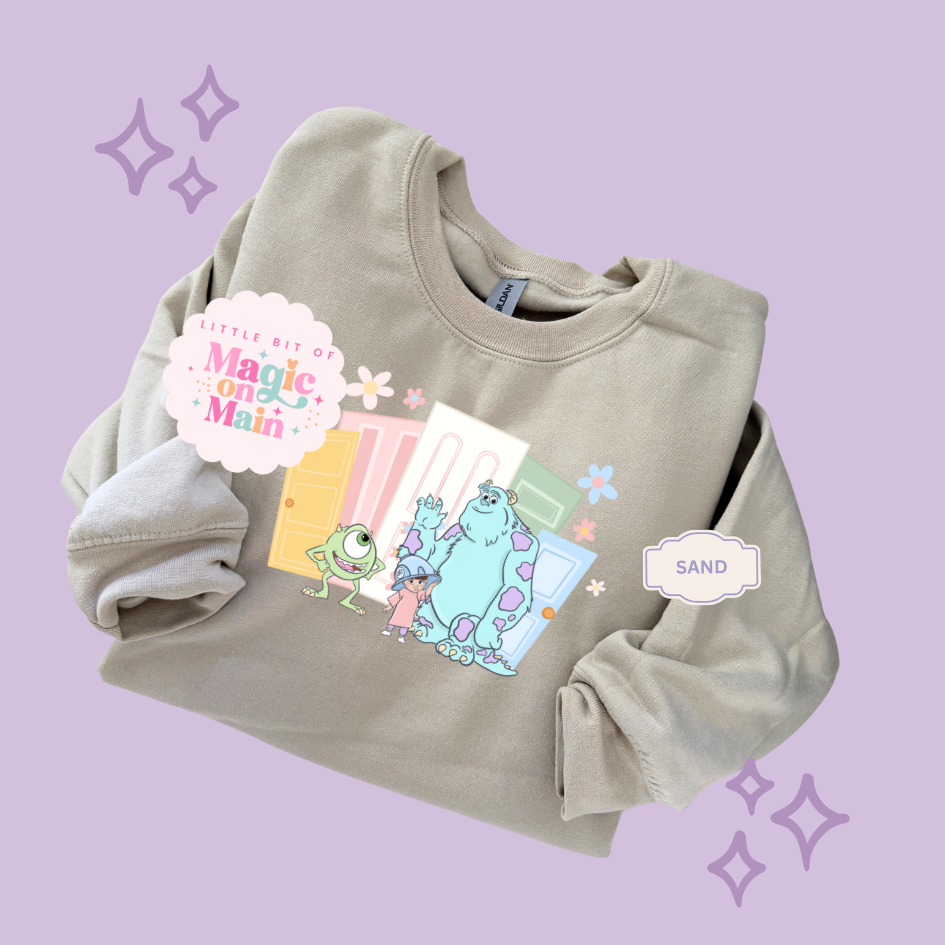 PRINTED MONSTER WITH FLOWERS - EXCLUSIVE TO MoM  - ADULT SWEATSHIRT