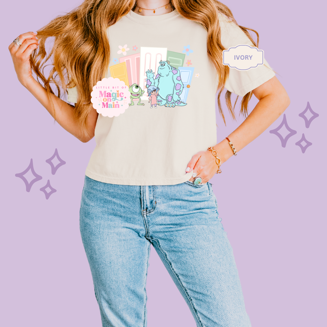 PRINTED MONSTER WITH FLOWERS - EXCLUSIVE TO MoM  - WOMENS BOXY T-SHIRT